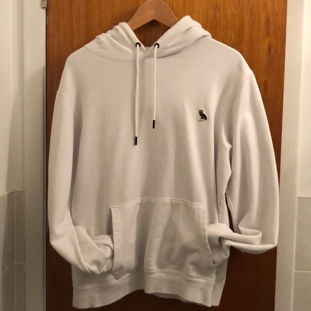 White OvO Essentials hoodie